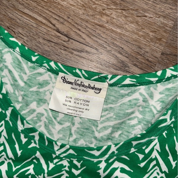 VTG 1970’s DVF • Diane Von Furstenberg • Long Sleeve Maxi T-Shirt Dress - Picture 6 of 15